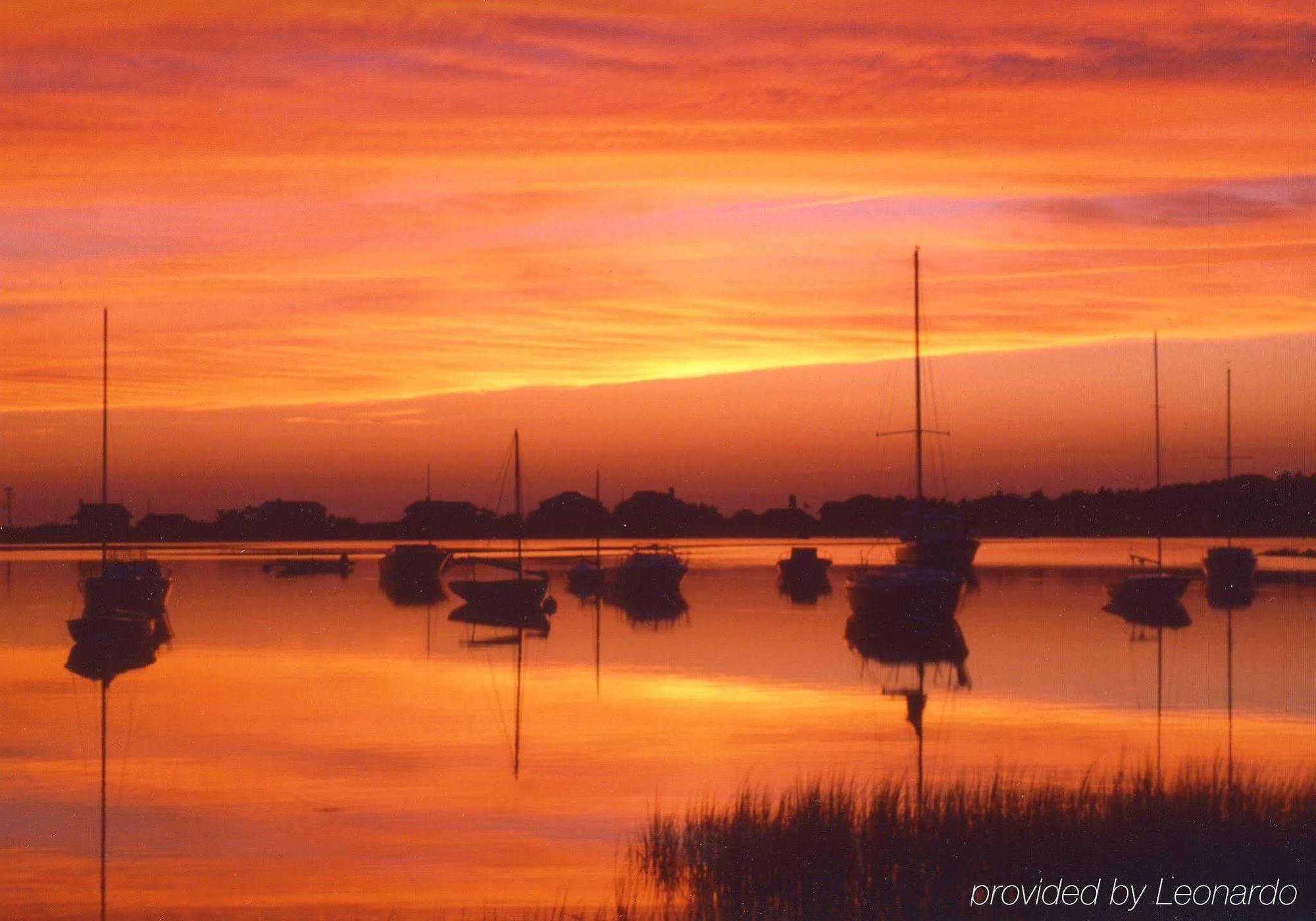 Cape Cod 3*
